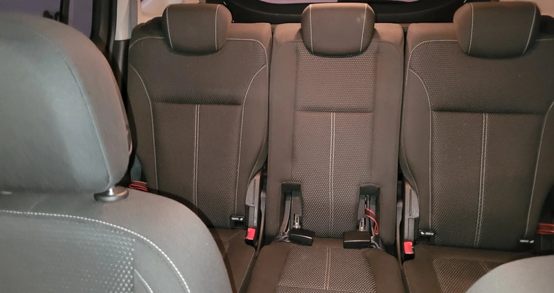 Opel Zafira cena 47900 przebieg: 150000, rok produkcji 2017 z Zgierz małe 92